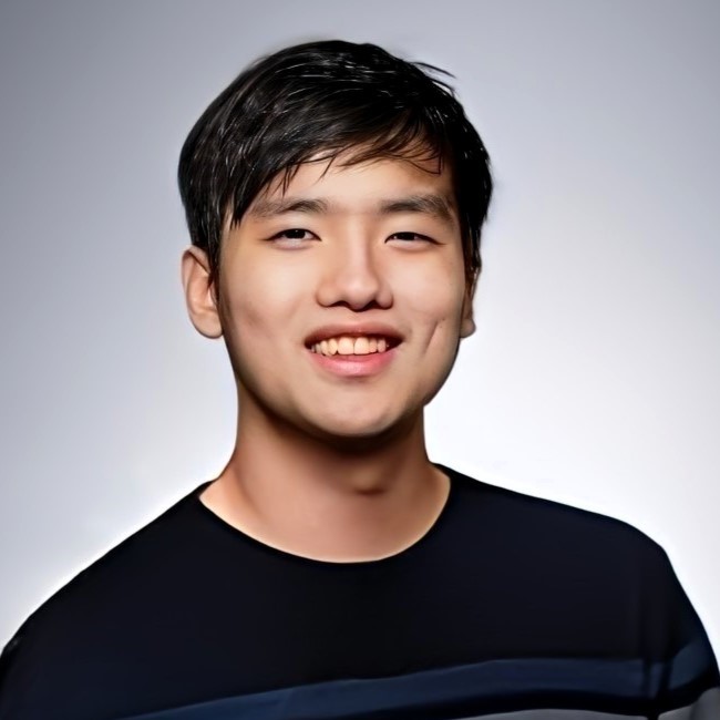 Headshot of a teenage boy